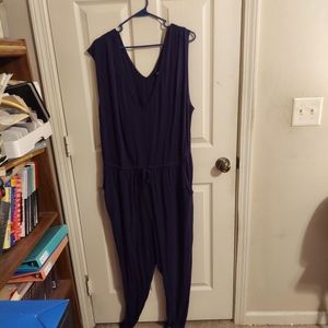 Navy drawstring jumpsuit with drawstring